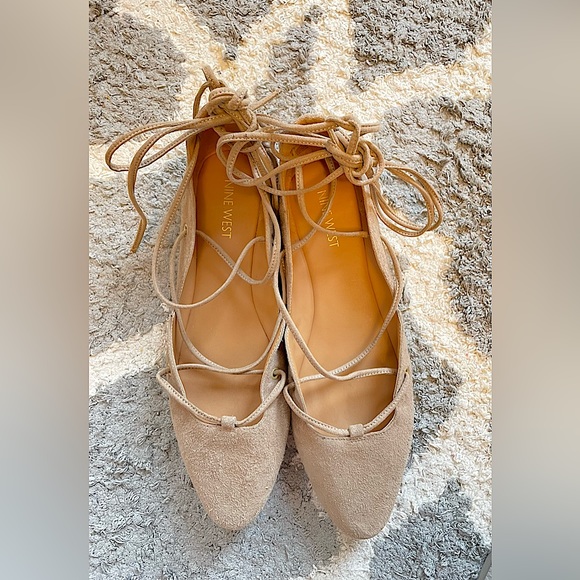Nine West Suede ankle ties flats - Picture 2 of 7